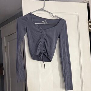 Hollister Women's Long Sleeve Ruched Top in Gray